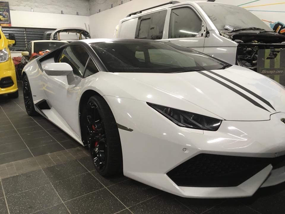 White Lamborghini Dent Removal Swansea and Respray